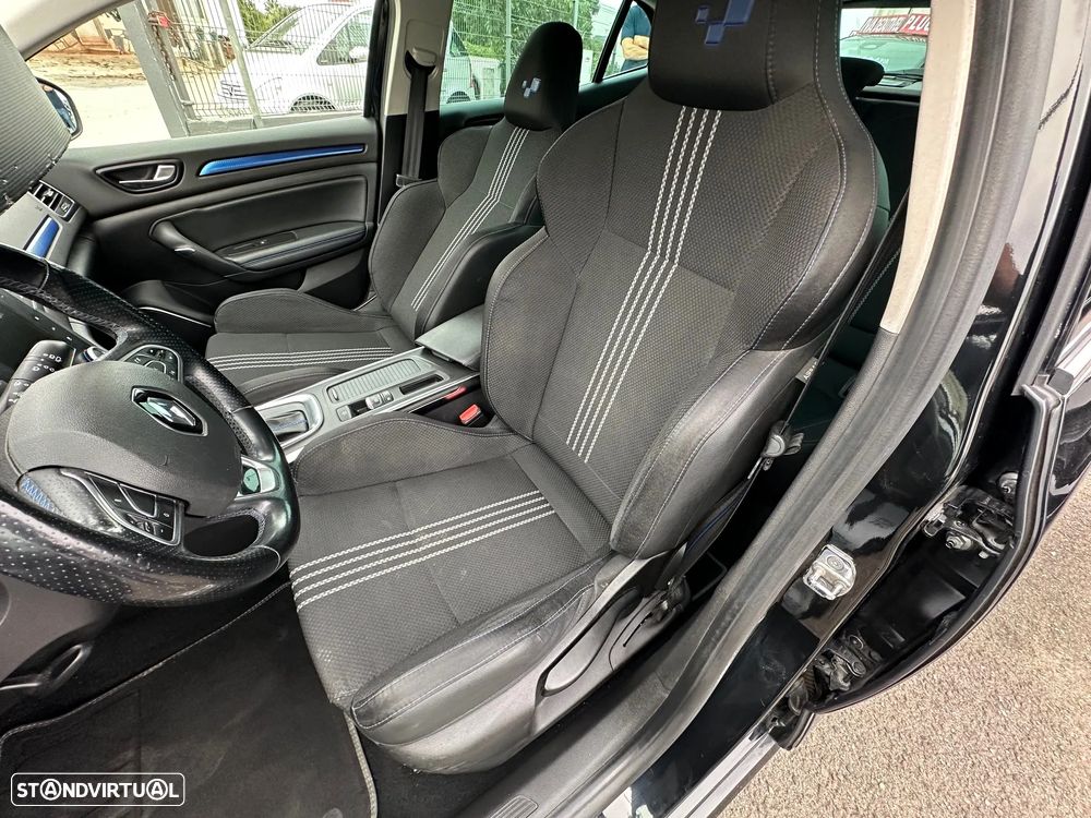 Renault Mégane 1.5 dCi GT Line EDC J18 - 15