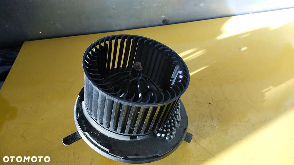 DMUCHAWA WENTYLATOR NAGRZEWNICY SKODA SUPERB 2 - 1