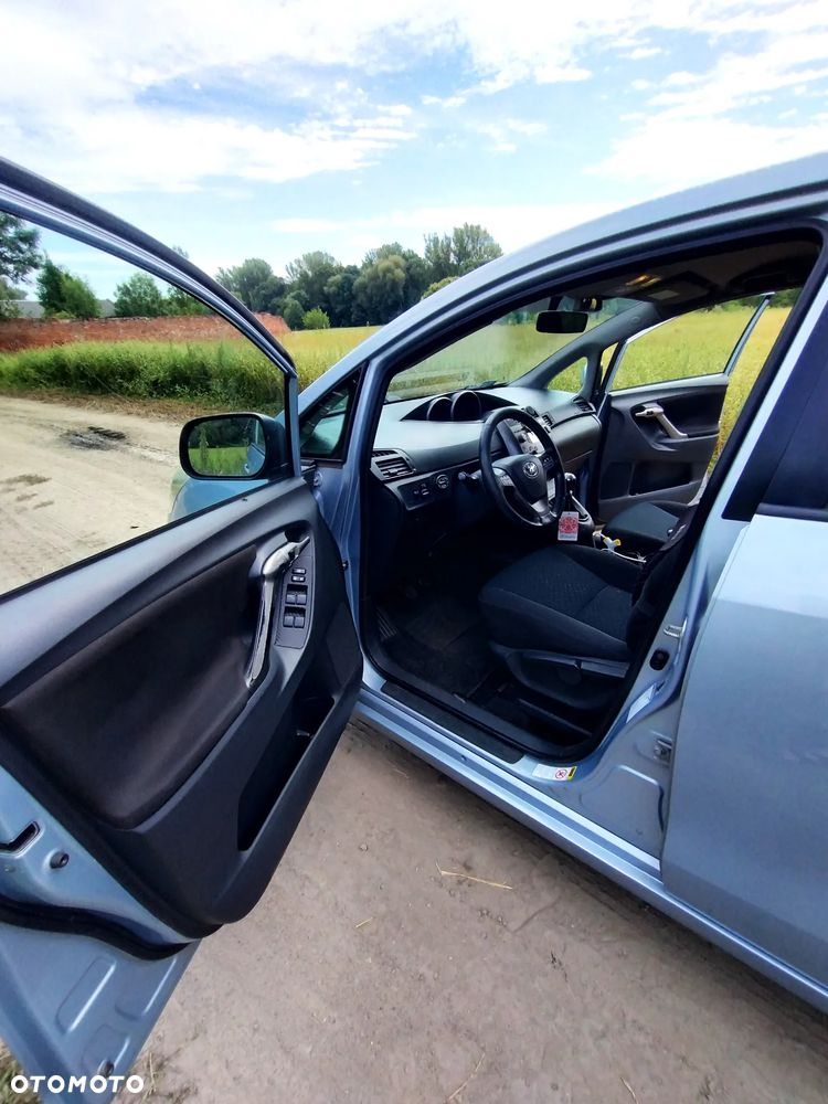 Toyota Verso 2.0 D-4D Sol - 9