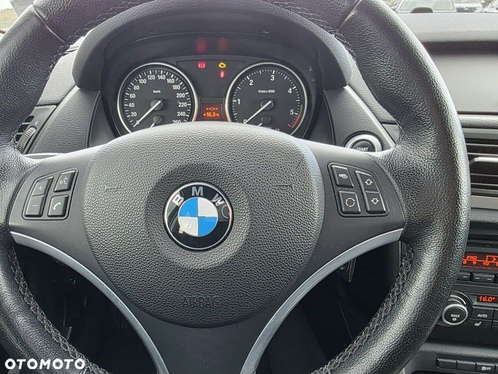BMW X1 xDrive18d - 11