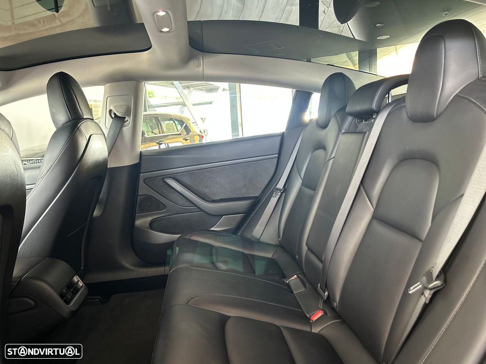 Tesla Model 3 Standard Range Plus RWD - 11