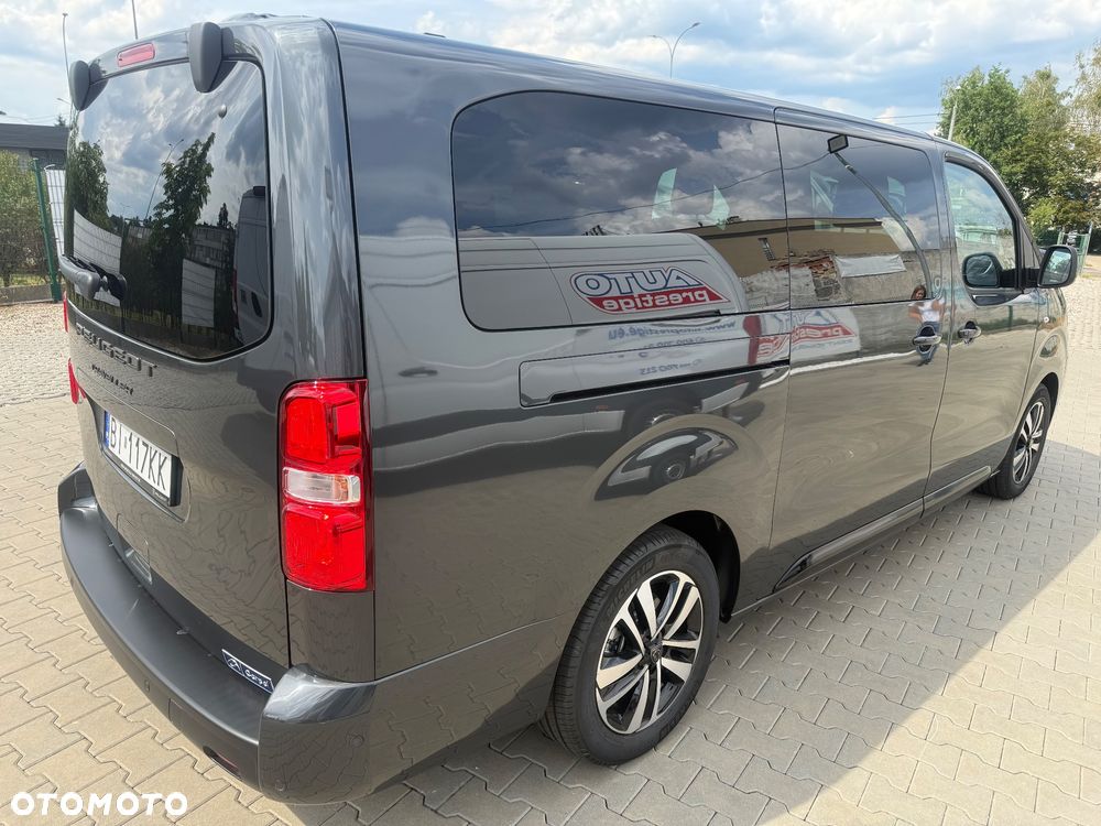 Peugeot Traveller 2.0 BlueHDi Long Business EAT8 - 21