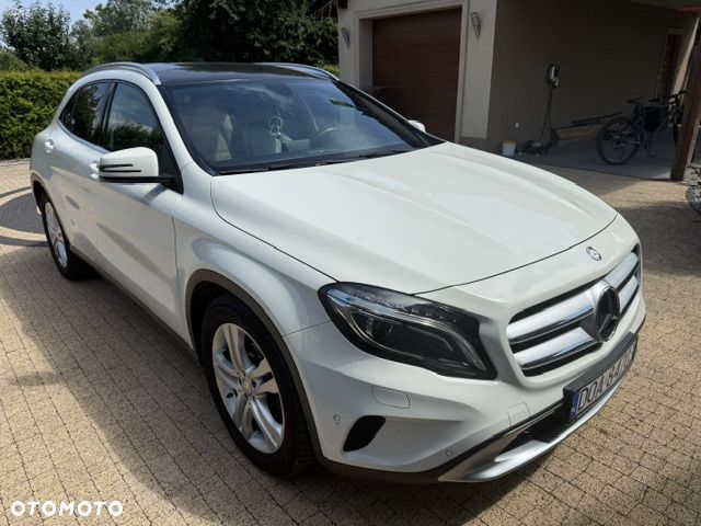 Mercedes-Benz GLA - 7