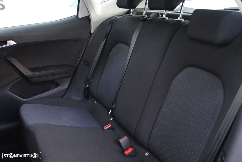 SEAT Arona 1.0 TSI Style DSG - 28