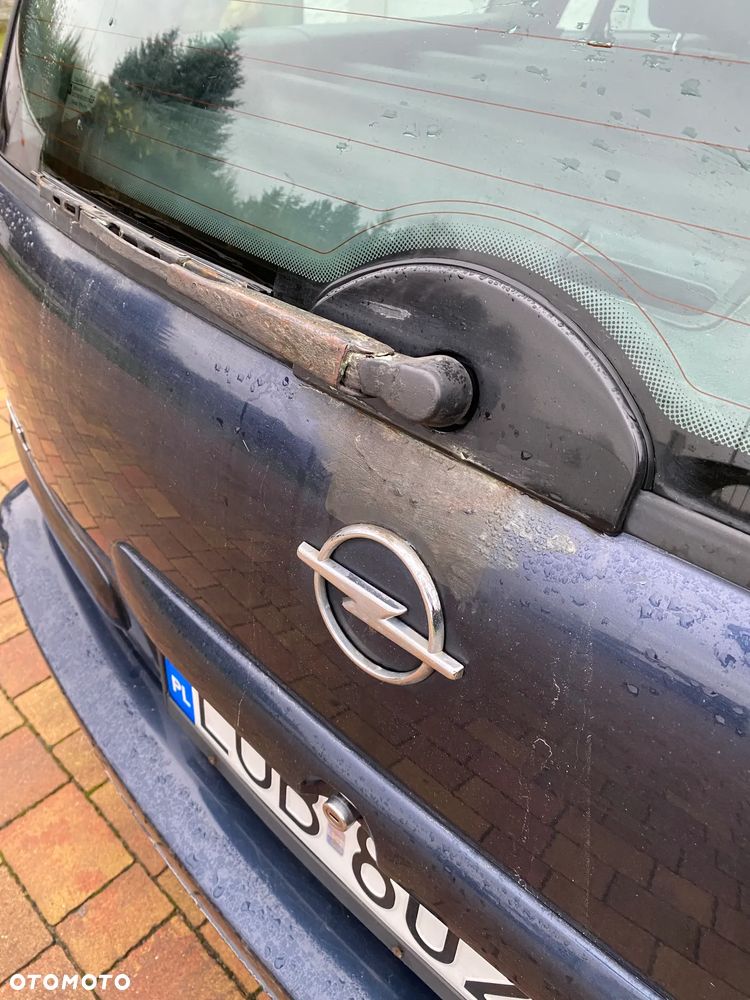 Opel Omega 2.2 Base / Club - 13