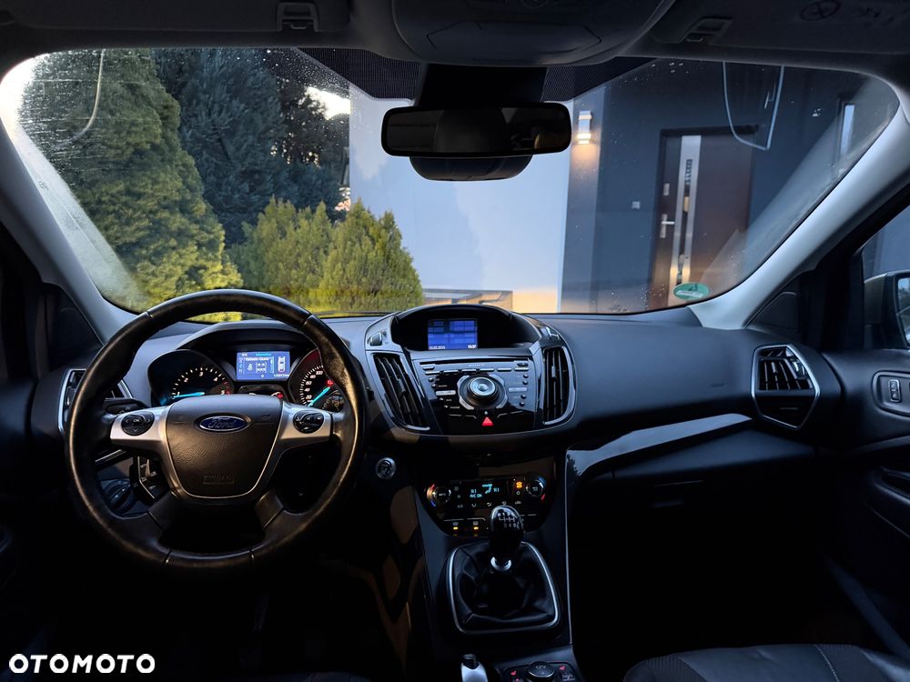 Ford Kuga 2.0 TDCi 4x4 Titanium - 21