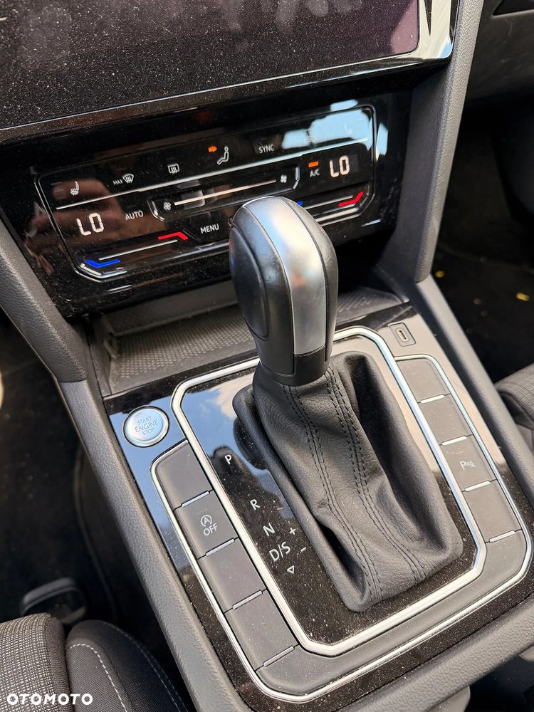 Volkswagen Passat 2.0 TDI EVO Elegance DSG - 10