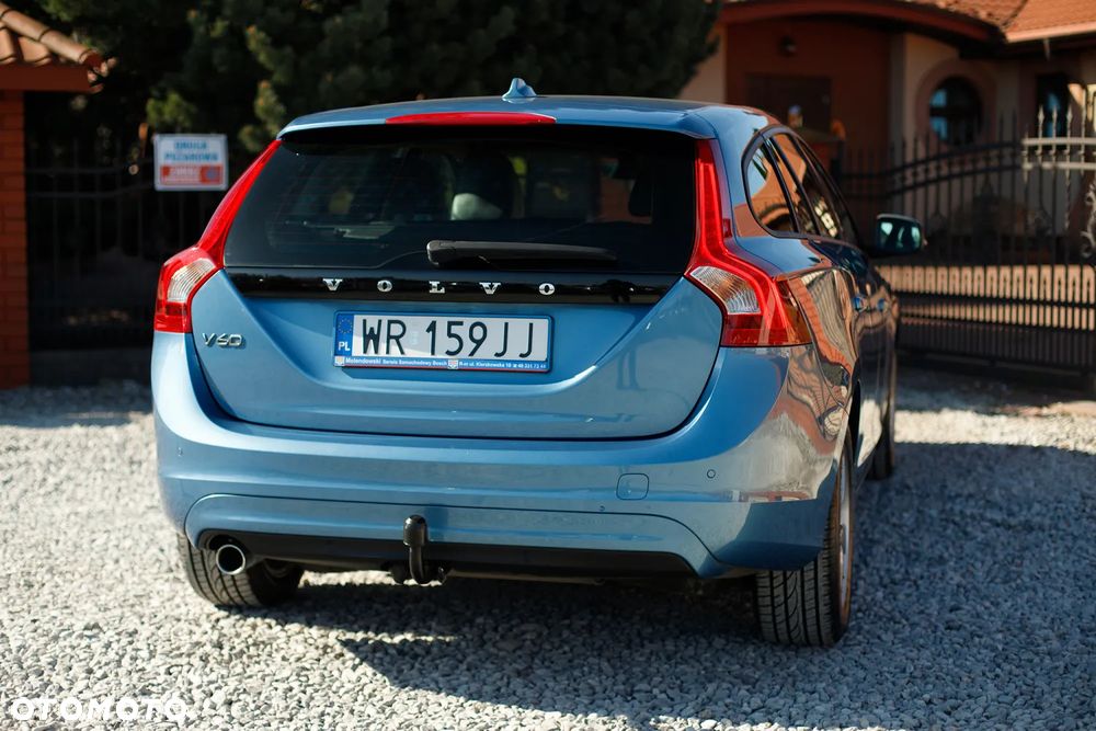 Volvo V60 D3 Geartronic Momentum - 13