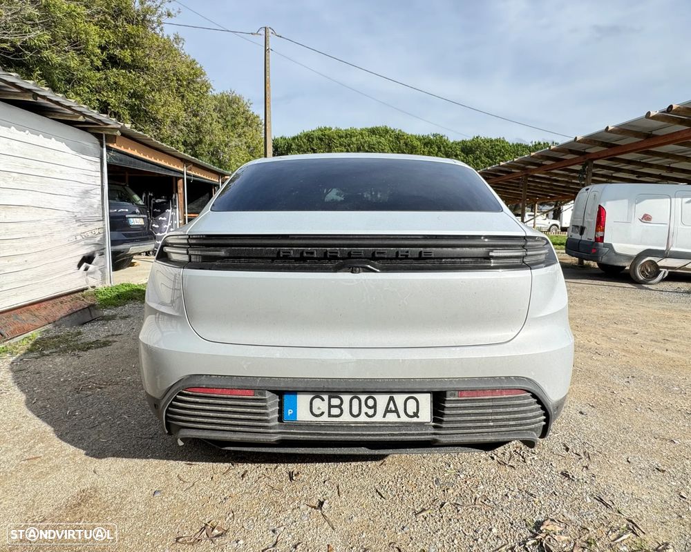 Porsche Macan Standard - 4