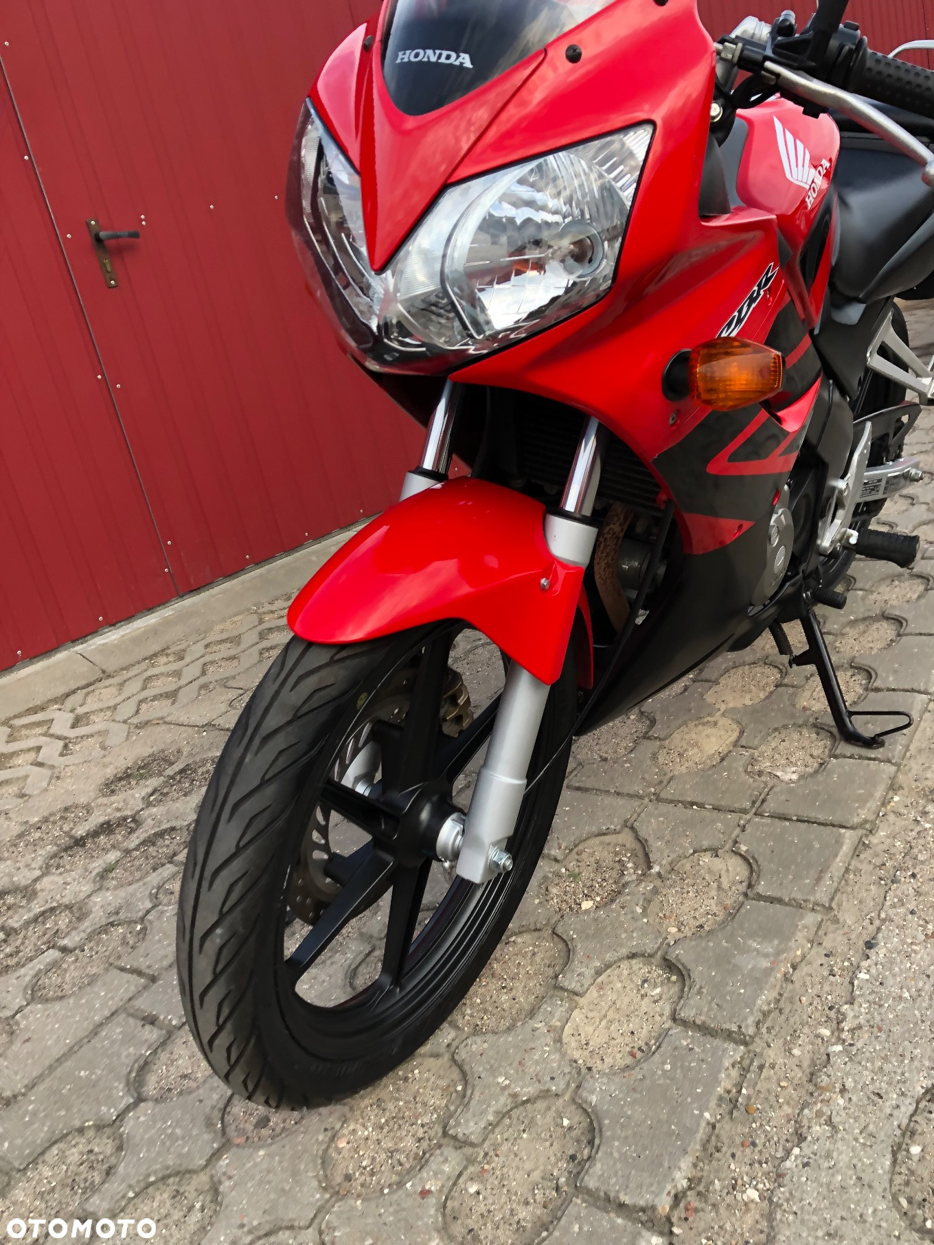 Honda CBR - 12