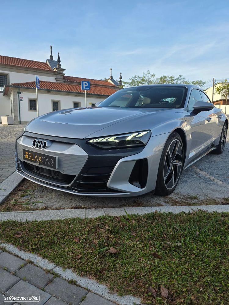 Audi e-tron GT quattro - 40