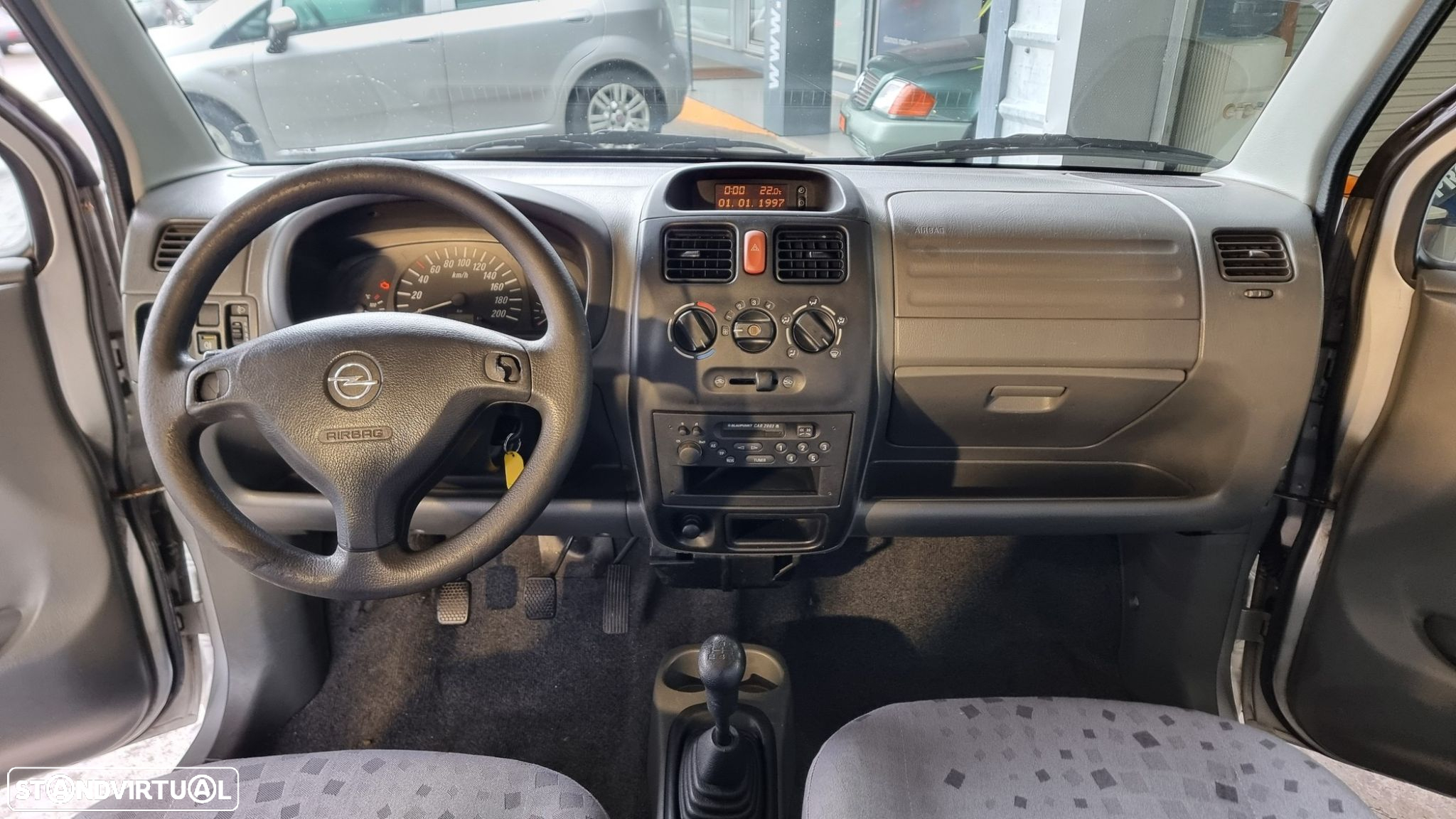 Opel Agila 1.0 12V - 6