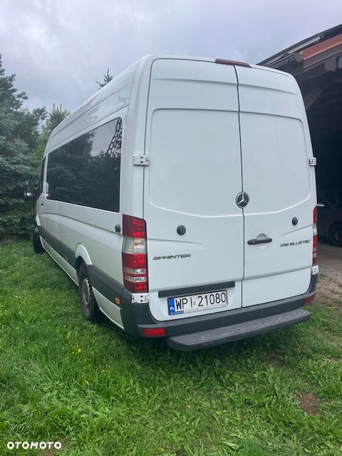 Mercedes-Benz Sprinter - 2