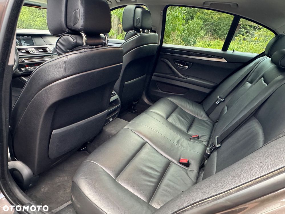 BMW Seria 5 520d Edition Fleet Sport - 14