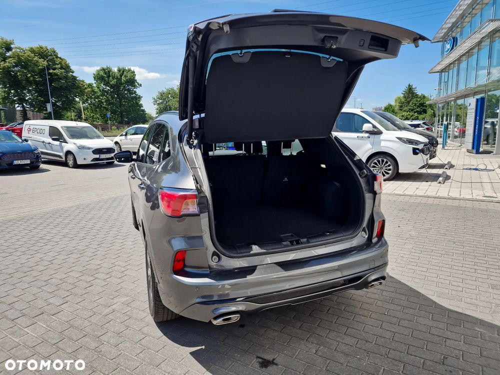 Ford Kuga 2.5 FHEV AWD ST-Line - 23