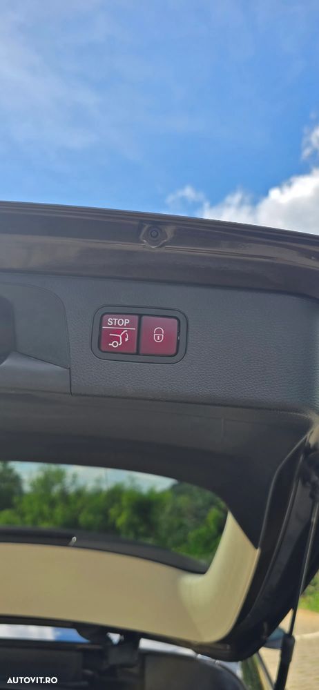 Mercedes-Benz GLC - 29