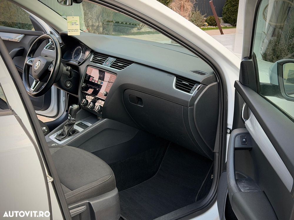 Skoda Octavia 1.6 TDI DSG Ambition - 24