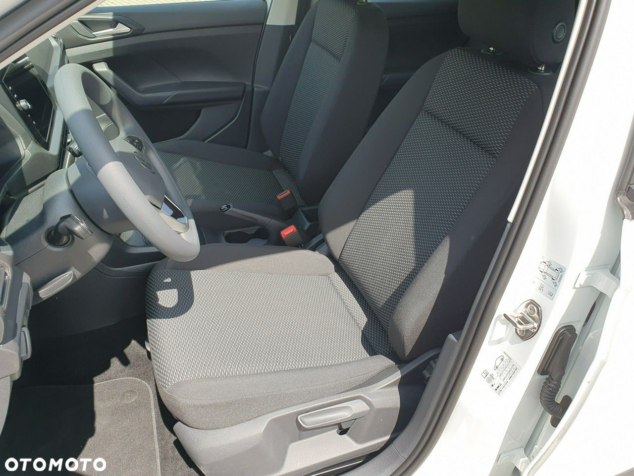 Volkswagen T-Cross 1.0 TSI Life Plus - 12