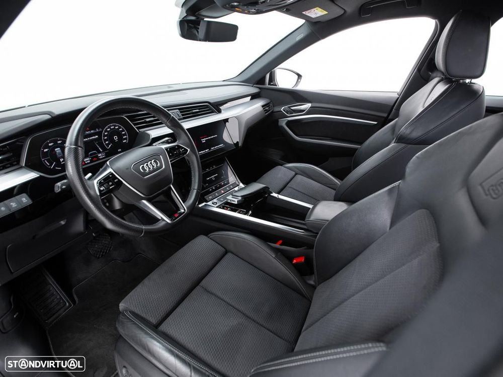 Audi e-tron 55 quattro S line - 8