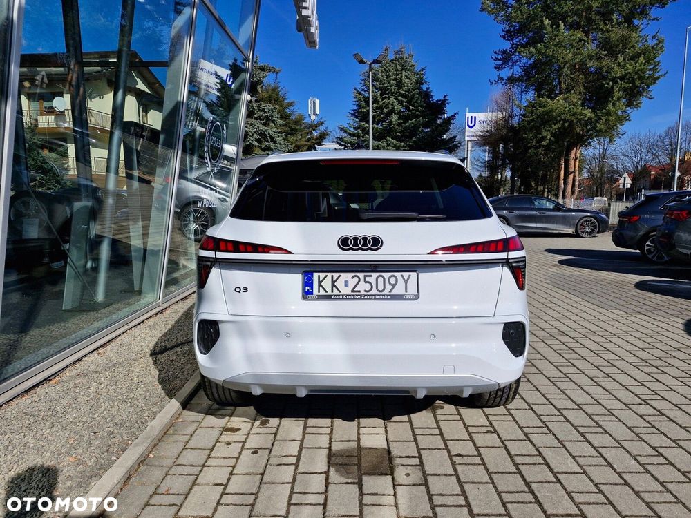 Audi Q3 35 TFSI S tronic - 7