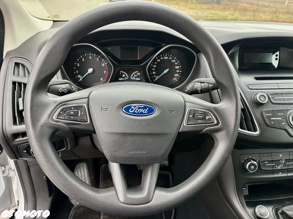 Ford Focus 1.0 EcoBoost Edition - 9