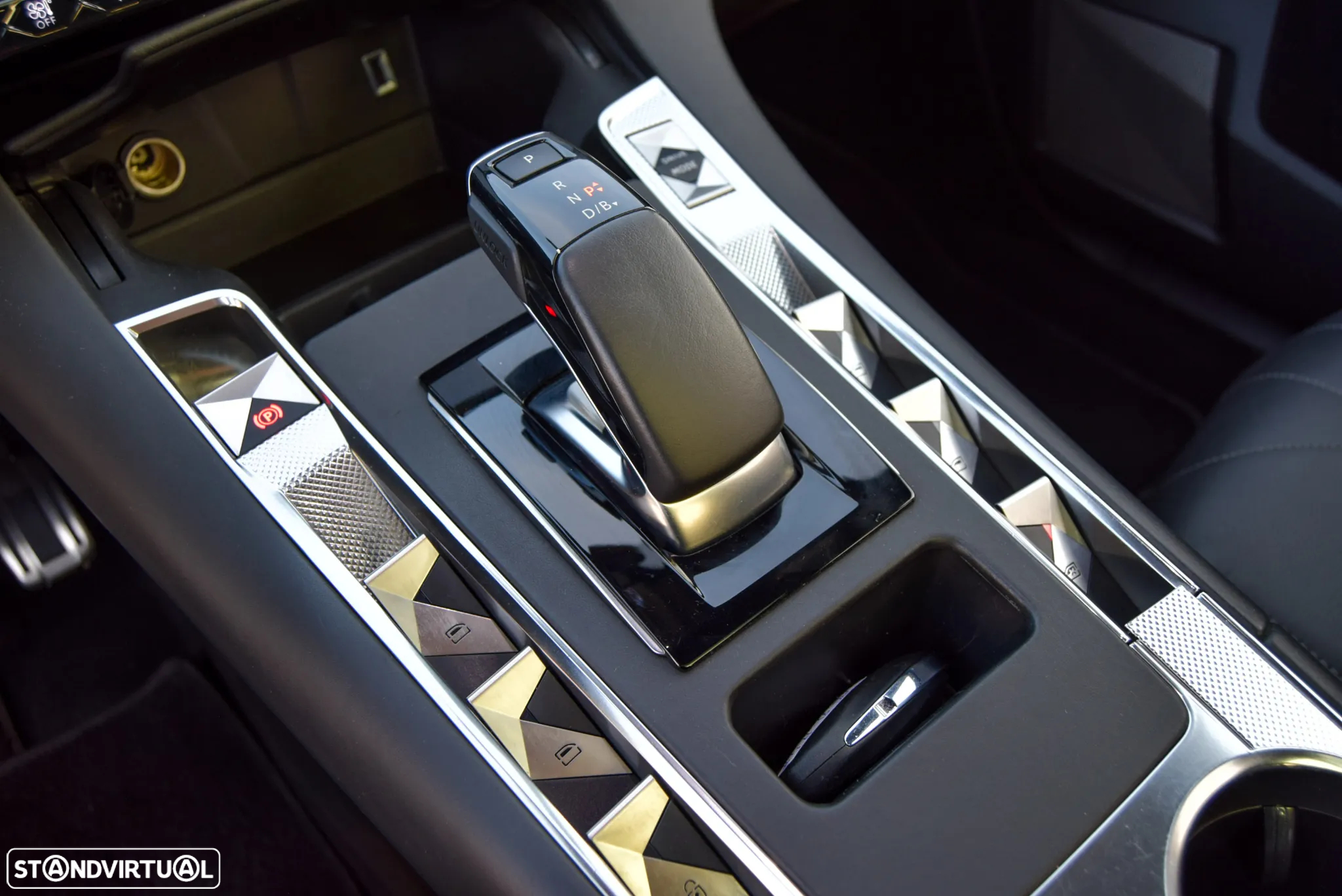 DS DS7 Crossback E-Tense SE Ligne Noire EAT8 - 17