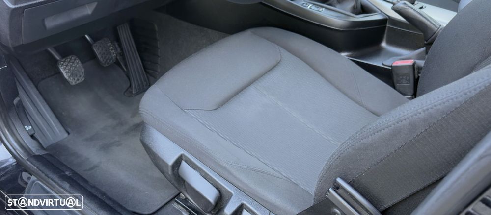 BMW 116 d EfficientDynamics - 38
