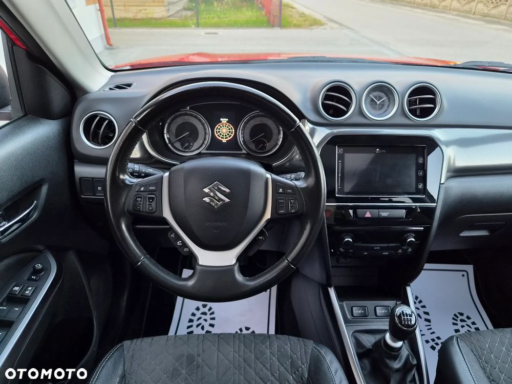 Suzuki Vitara - 23