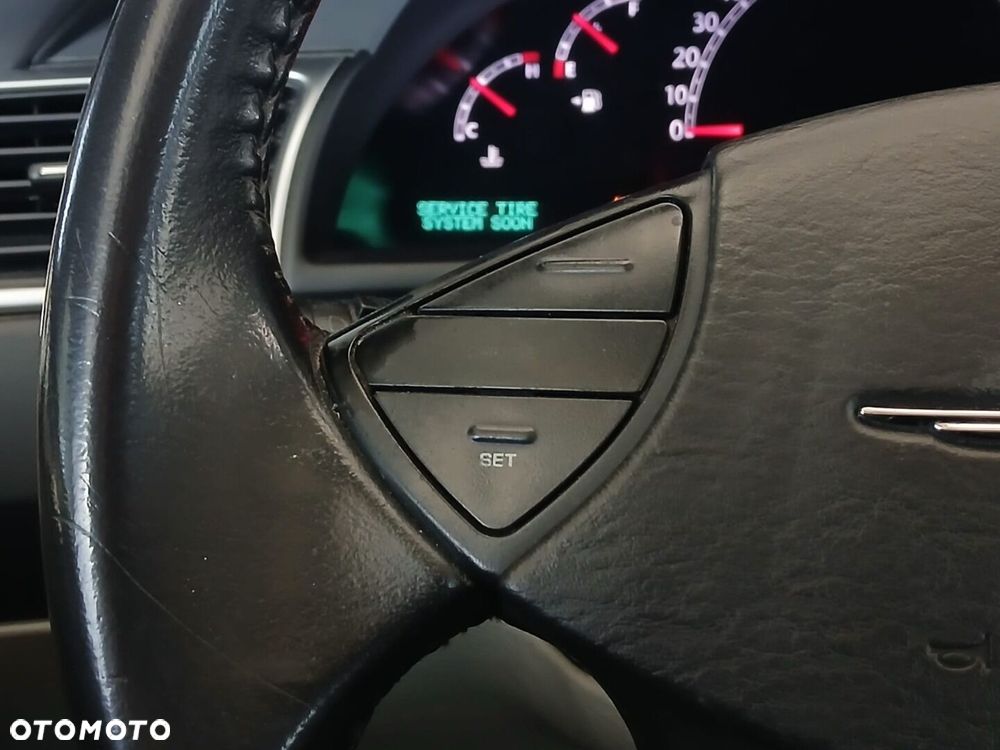 Chrysler Pacifica - 23