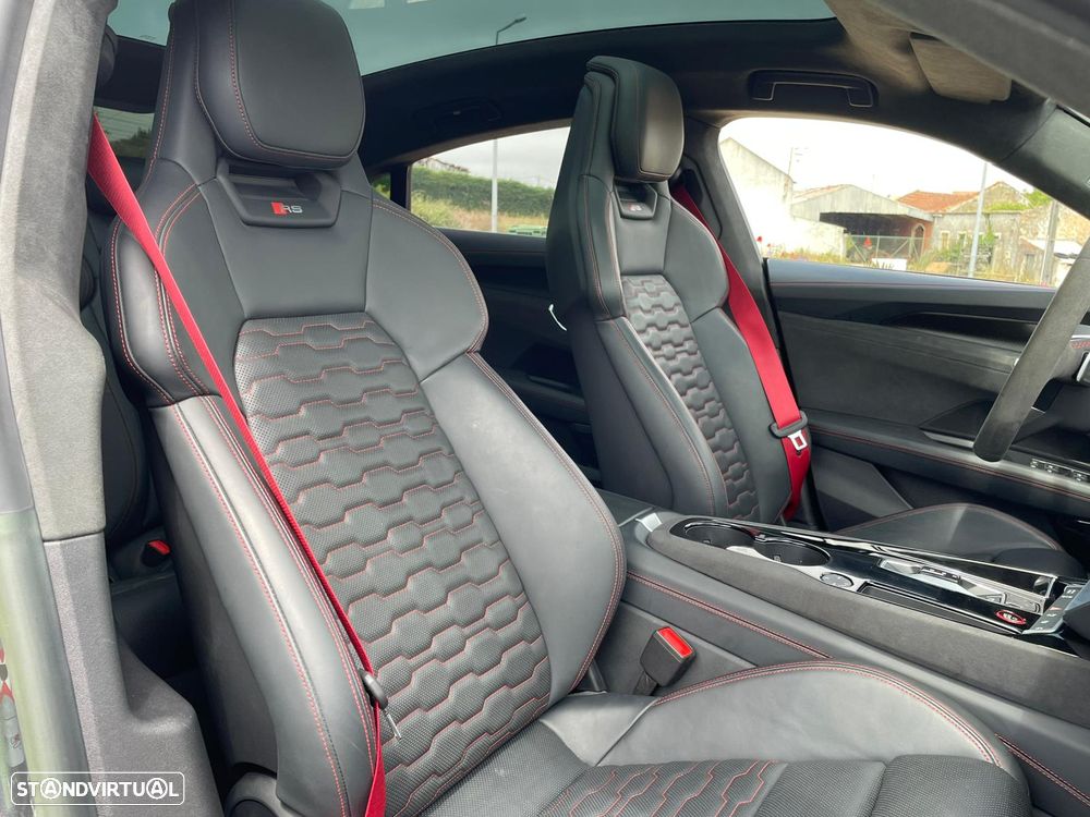 Audi e-tron GT - 13