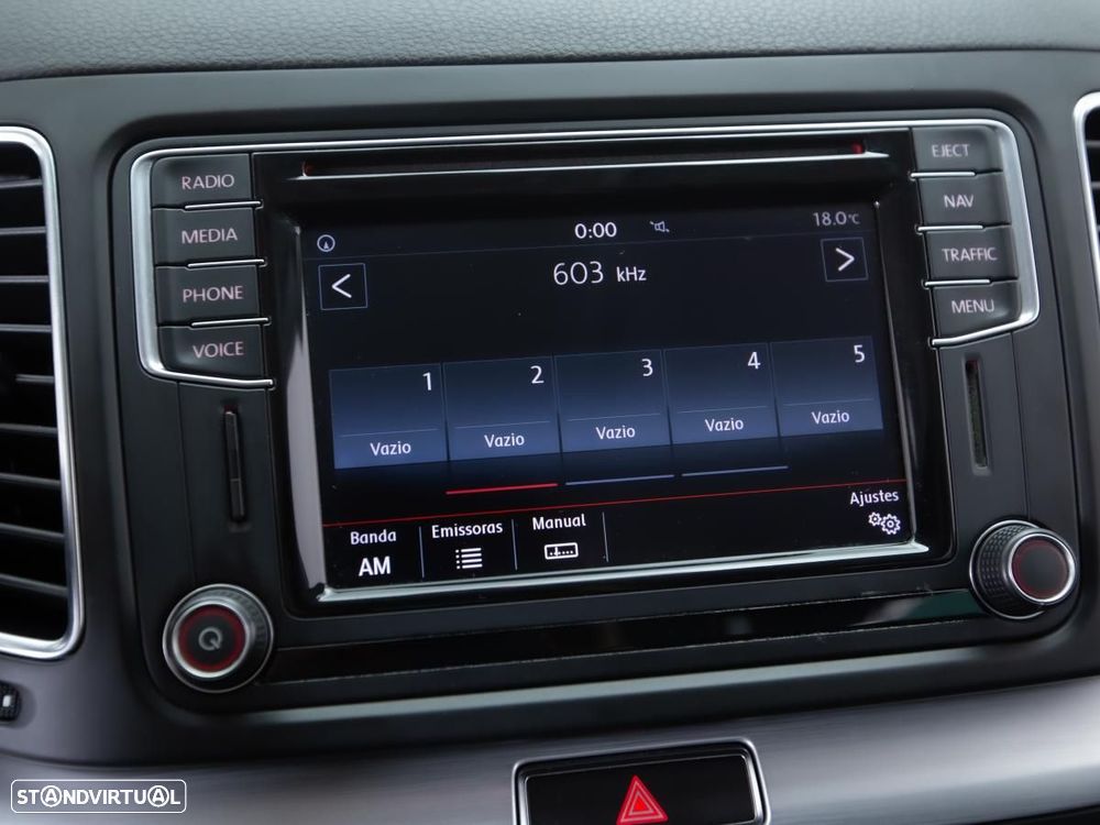 VW Sharan 2.0 TDI Blue Confortline DSG - 20