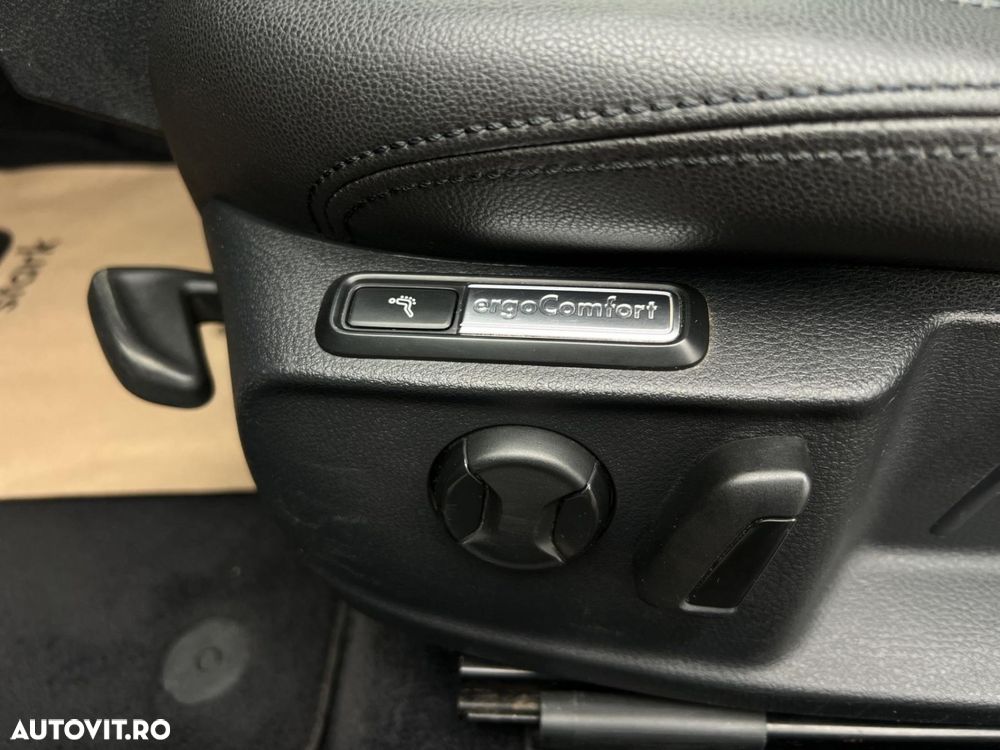 Volkswagen Passat 2.0 TDI R Executive - 32