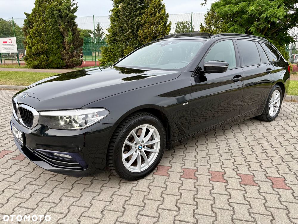 BMW Seria 5 520d xDrive Luxury Line sport - 22