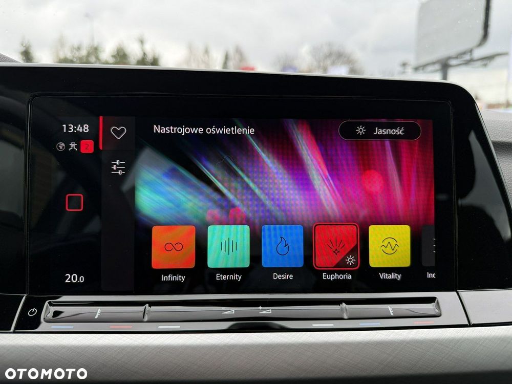 Volkswagen Golf 2.0 TDI Style - 26