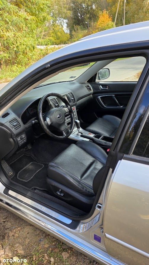 Subaru Legacy - 6