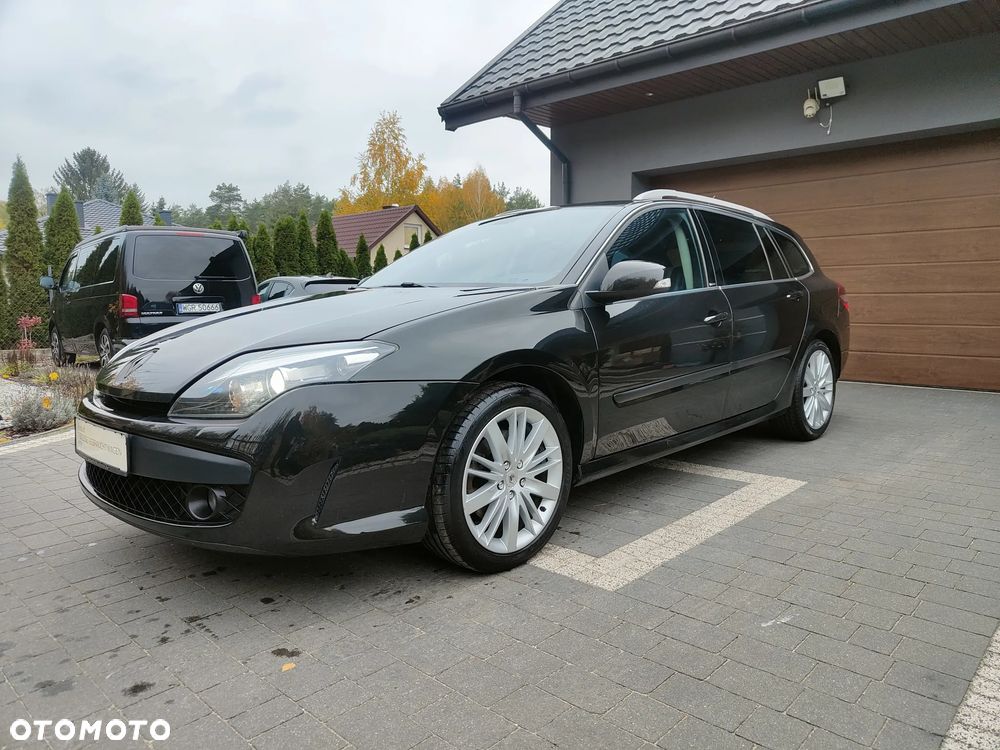 Renault Laguna dCi 150 FAP GT - 32