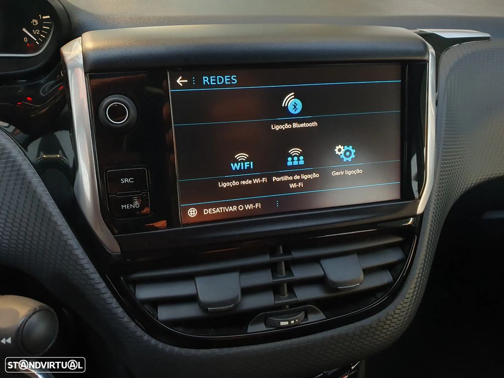 Peugeot 2008 1.2 PureTech Style EAT6 - 21