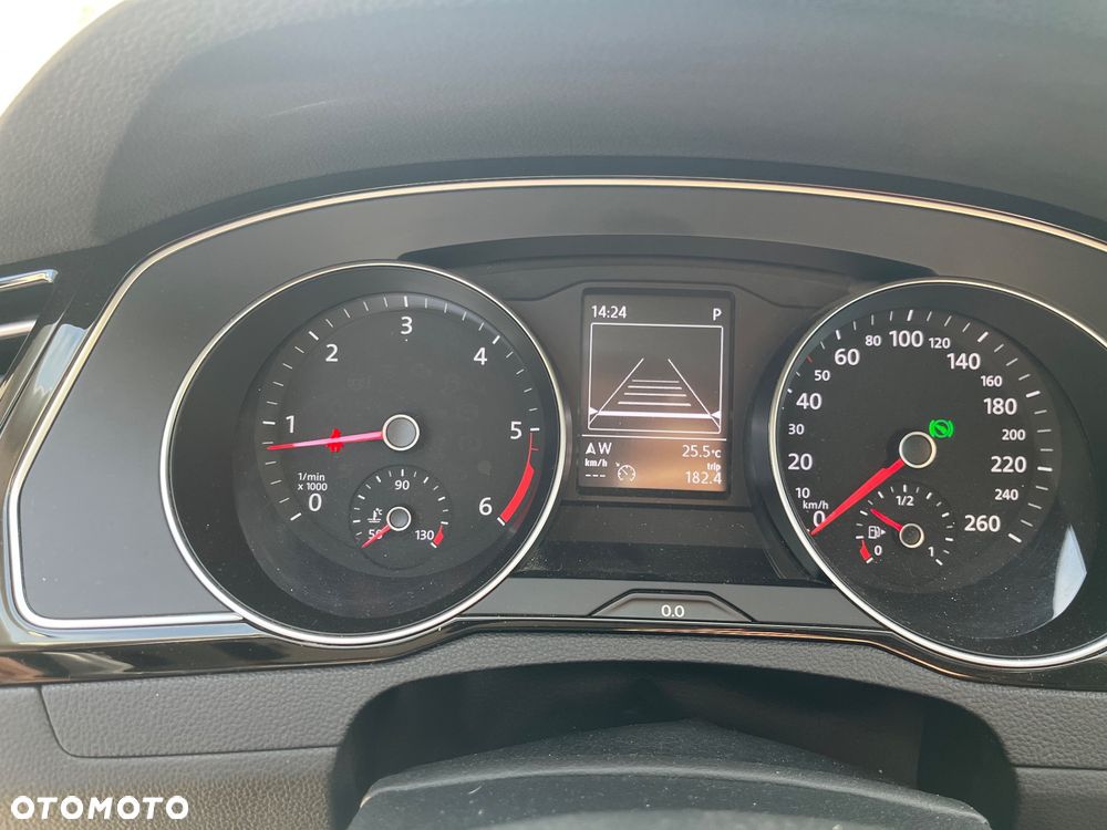 Volkswagen Passat 2.0 TDI Elegance DSG - 15
