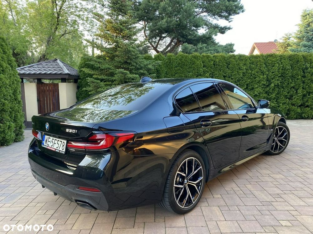 BMW Seria 5 530i GPF xDrive Sport - 12