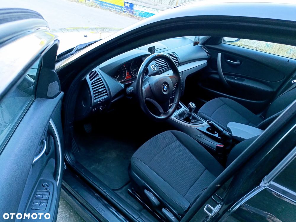 BMW Seria 1 116i Edition Sport - 9