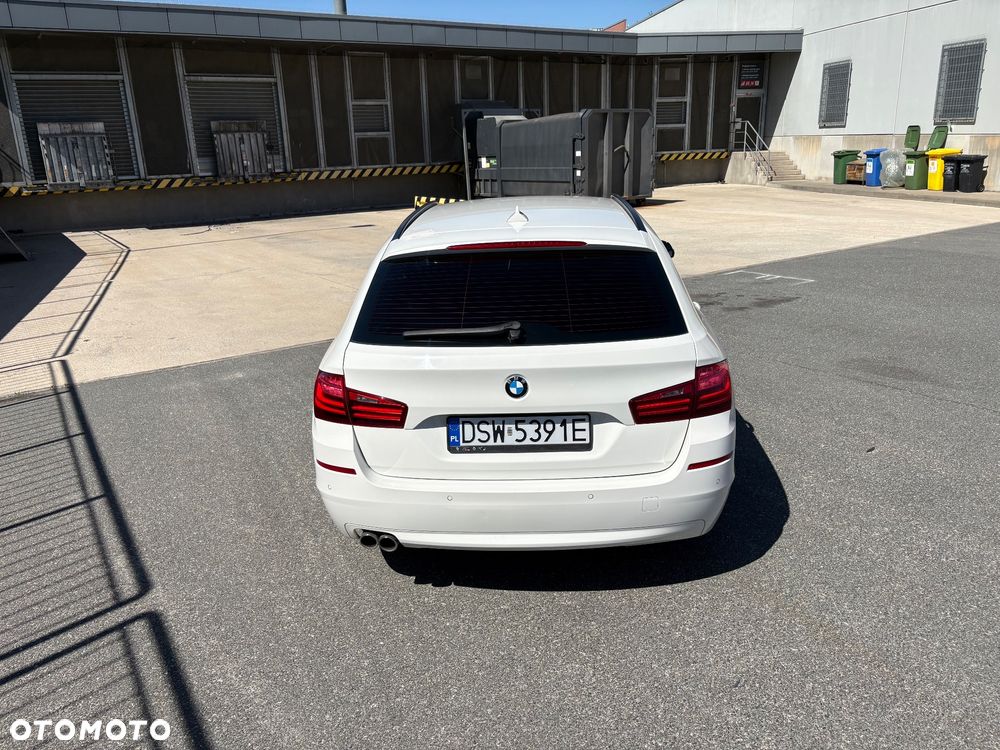 BMW Seria 5 520d - 14