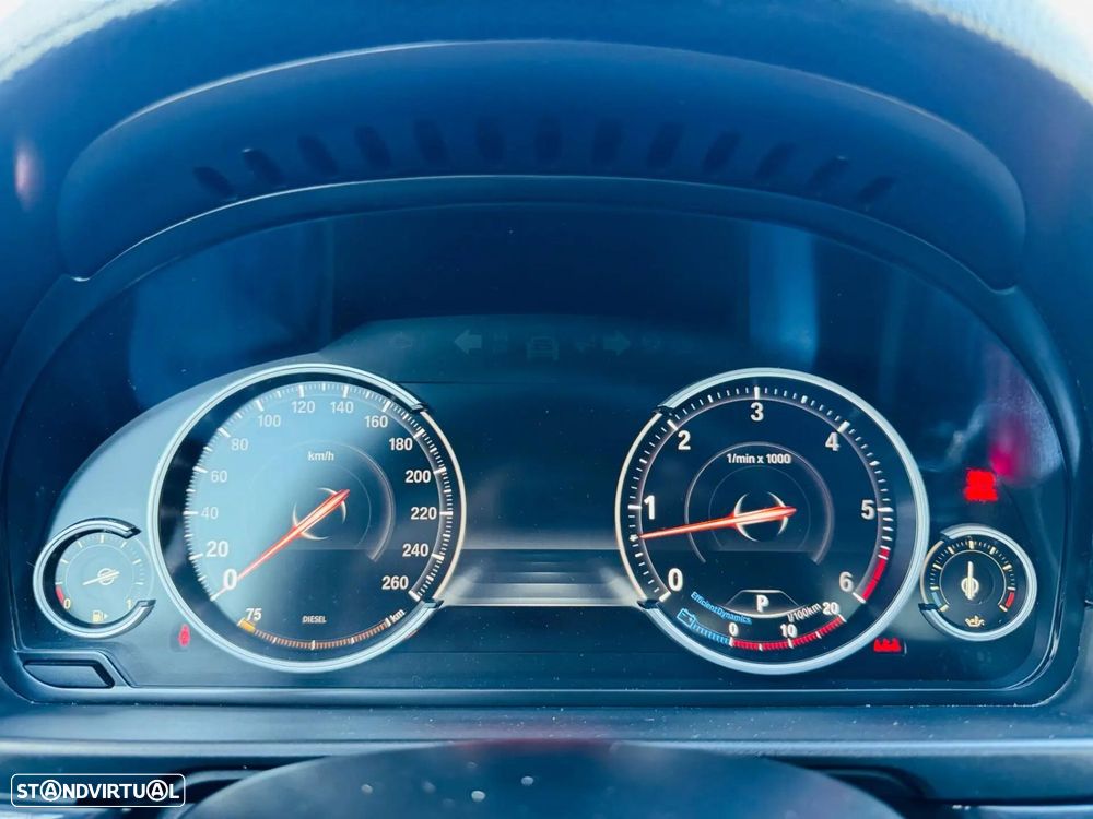 BMW 530 d Pack M Auto - 32