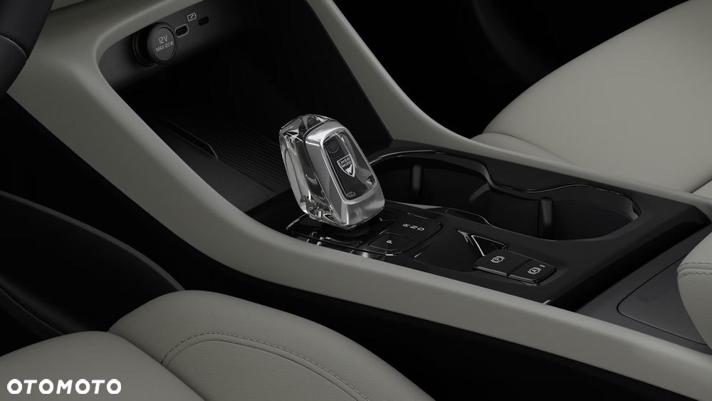 Volvo XC 40 B3 Plus Dark - 11