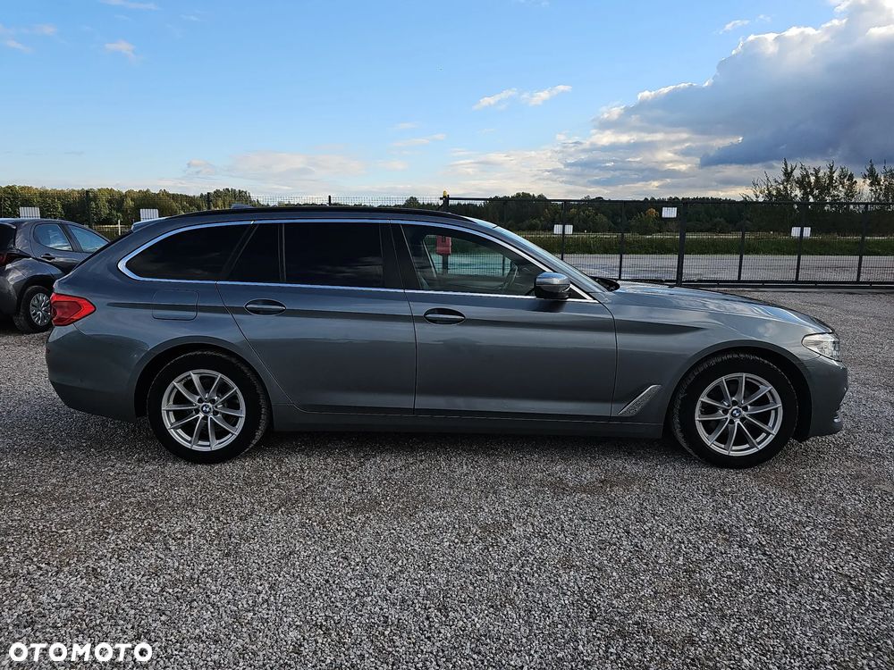 BMW 5 Series 2018 photo 4