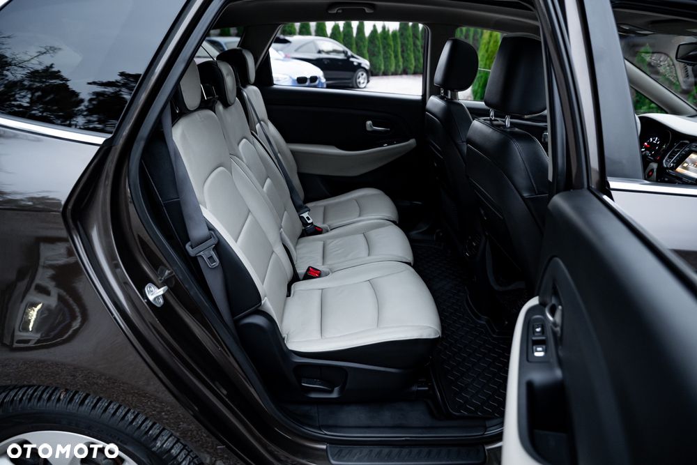 Kia Carens 1.7 CRDi L 7os - 21