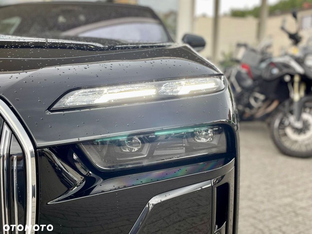 BMW Seria 7 - 40