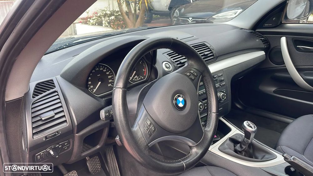 BMW 118 d Limited Edition Lifestyle - 12