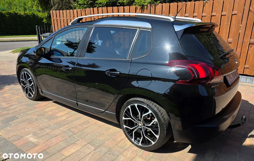 Peugeot 2008 1.2 Pure Tech Style S&S - 5