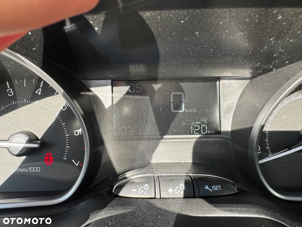 Peugeot 208 PureTech 68 Like - 10