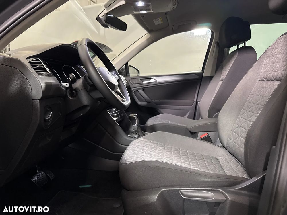 Volkswagen Tiguan - 21